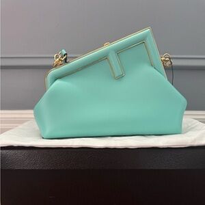 Elegant Mint Green Women's Clutch